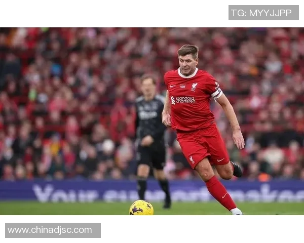杰拉德领衔利物浦4-2战胜曼联 里瑟破门萨哈双响难挽败局